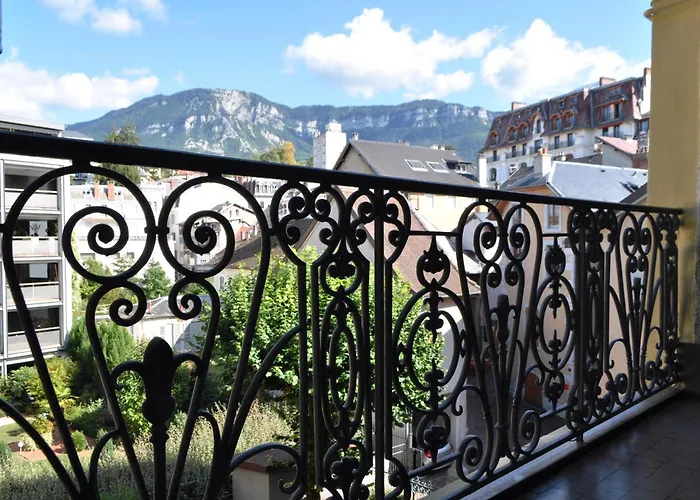Appartements Confidence Hyper Centre Calme - Sejouraixlesbains